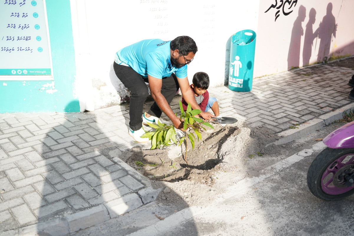 Dhuniyeyge Thimaaveshi Dhuvas