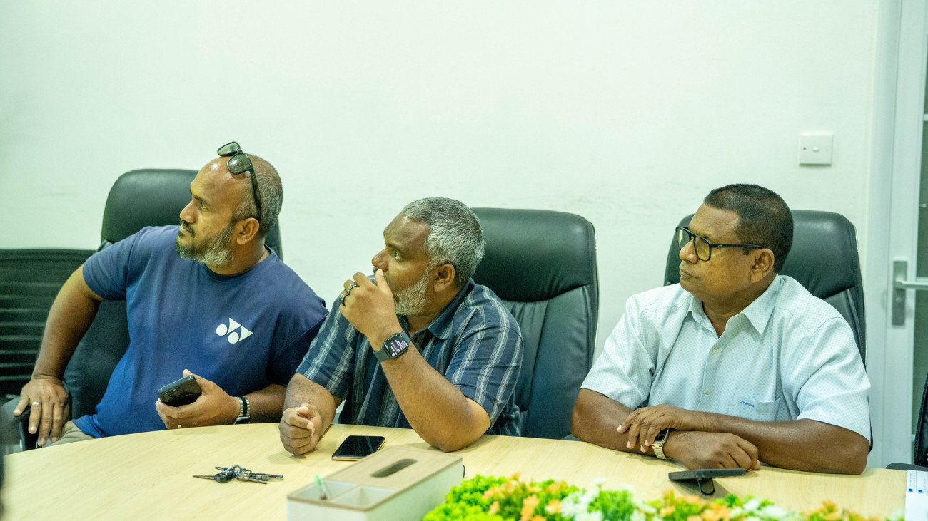 ހިއްކި ބިމުގެ ނަރުދަމާ ނިޒާމުގެ ކޮންސެޕްޓަށް މި އިދާރާއިން ހުށަހަޅާފައިވާ ބަދަލުތަކާއެކު، ޑިޒައިން ފައިނަލްކޮށް އަމަލީ މަސައްކަތް ފެށުމާ ގުޅޭގޮތުން މިނިސްޓްރީ އޮފް ކޮންސްޓްރަކްޝަން، ހައުސިންގ